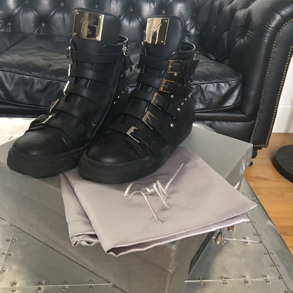 Giuseppe Zanotti Black Fringe Studded sneakers - Picture 3 of 13